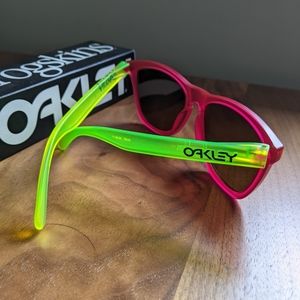 Oakley Frogskins Limited Edition Sunglasses